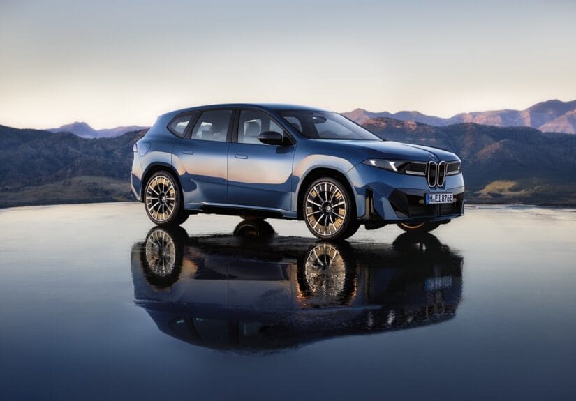 P90615638_highRes_the-new-bmw-ix3-50-x